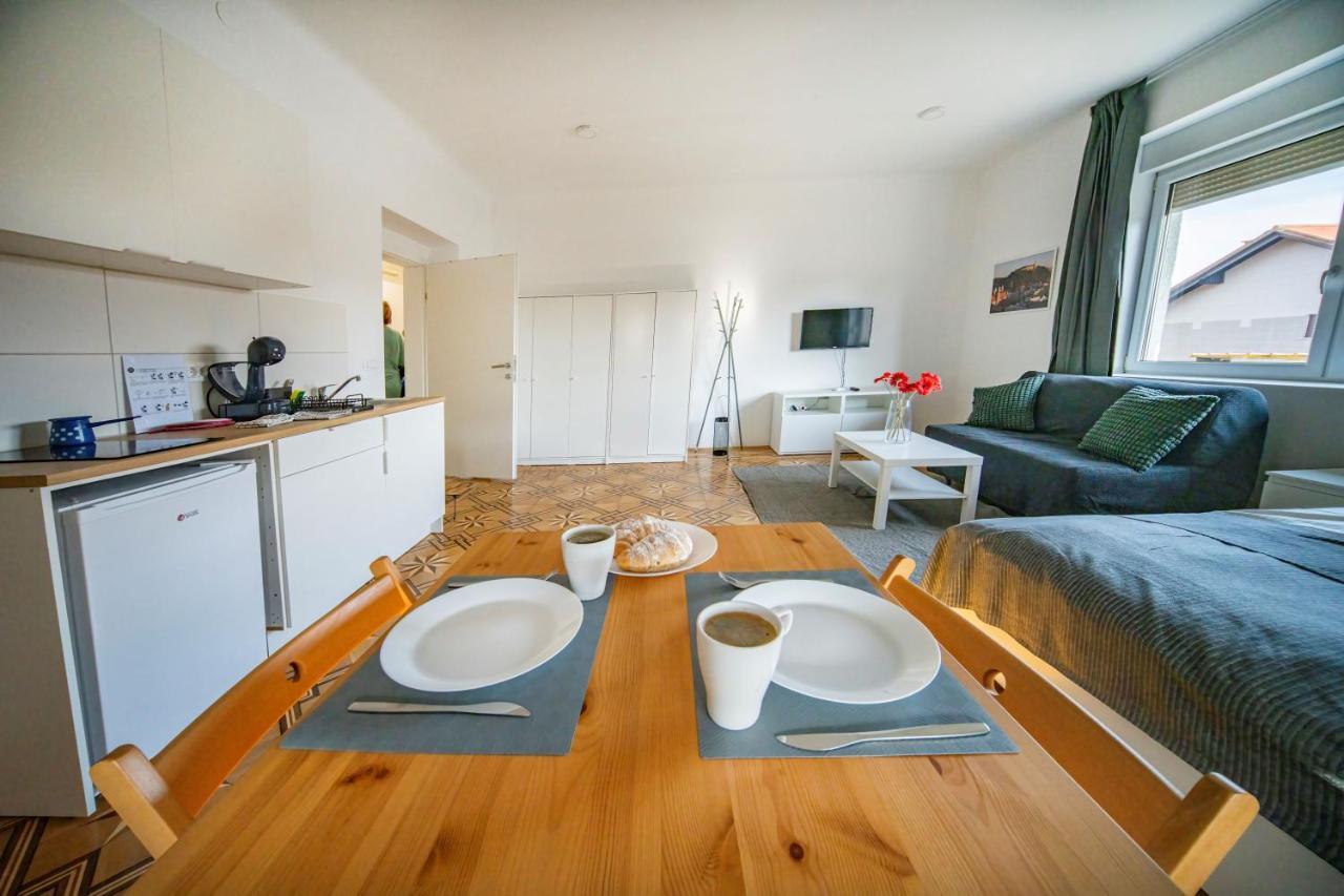 P & B Apartment 卢布尔雅那 外观 照片