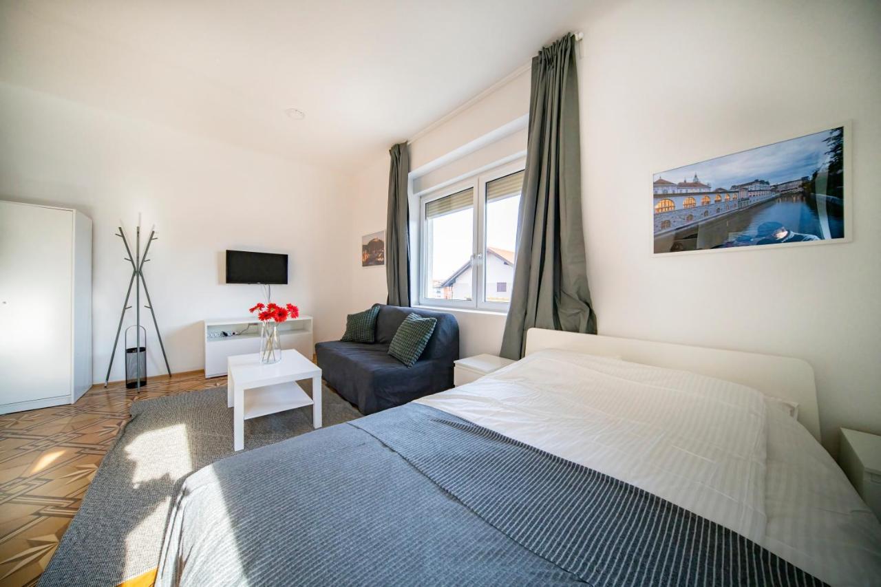 P & B Apartment 卢布尔雅那 外观 照片
