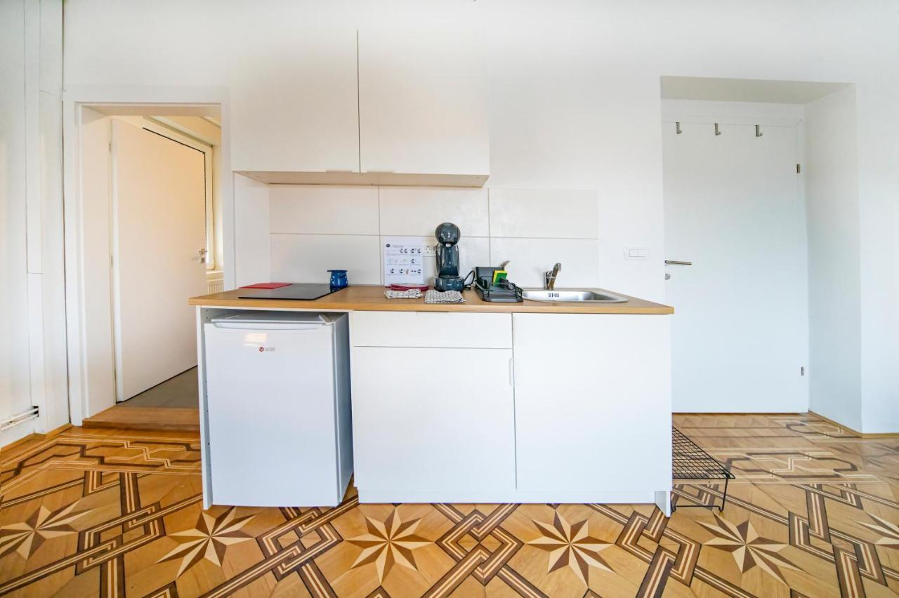 P & B Apartment 卢布尔雅那 外观 照片